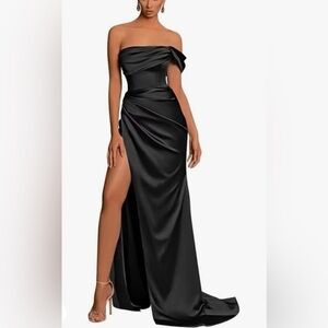 Elegant Black Formal Evening Gown